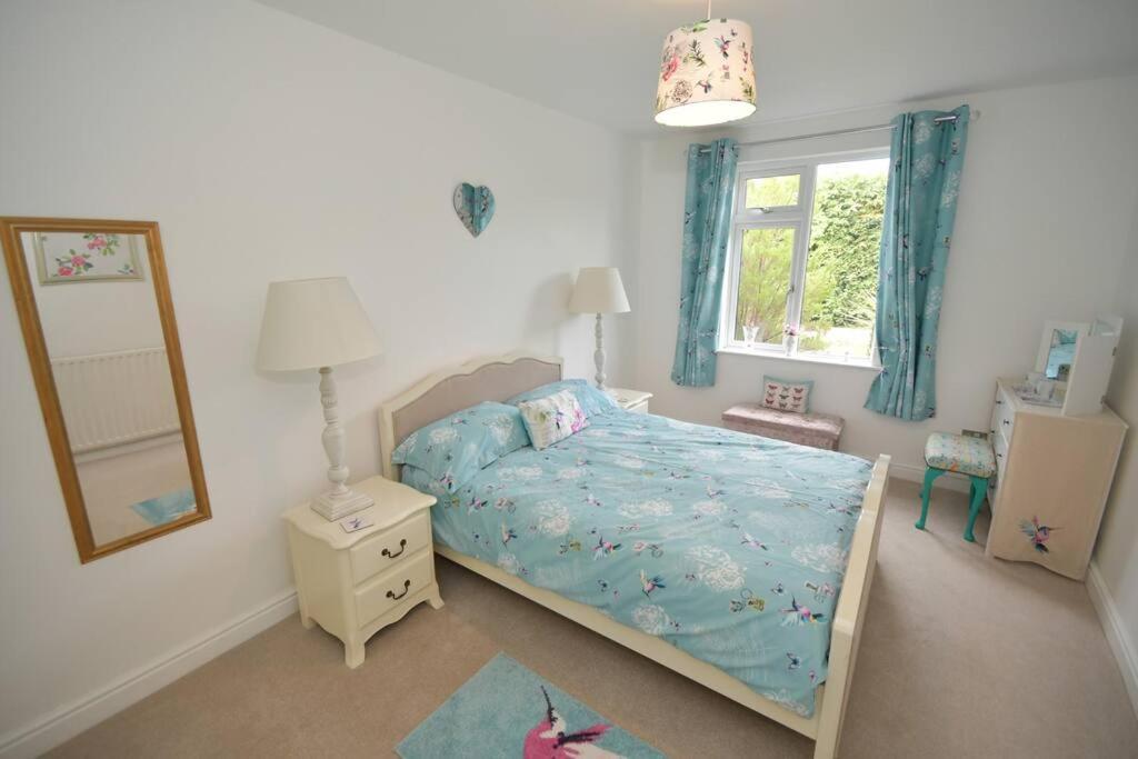 Little Hare Lodge - Spacious 2 Bedroom Attached Bungalow Woodhall Spa Kültér fotó